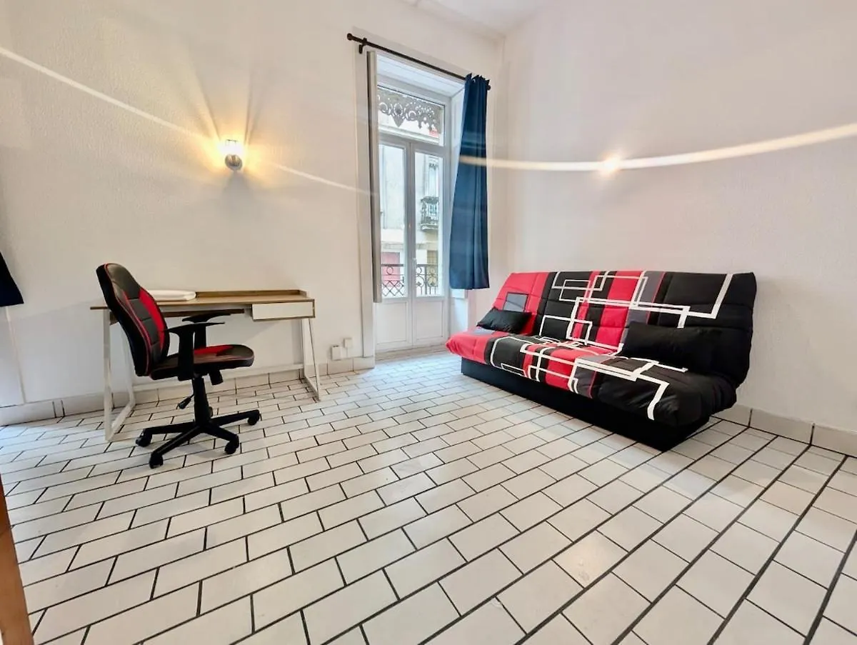 Central Studio - Alsace Lorraine & Train Station - Prime Location Near All Amenities Grenoble 0*,  Frankrijk